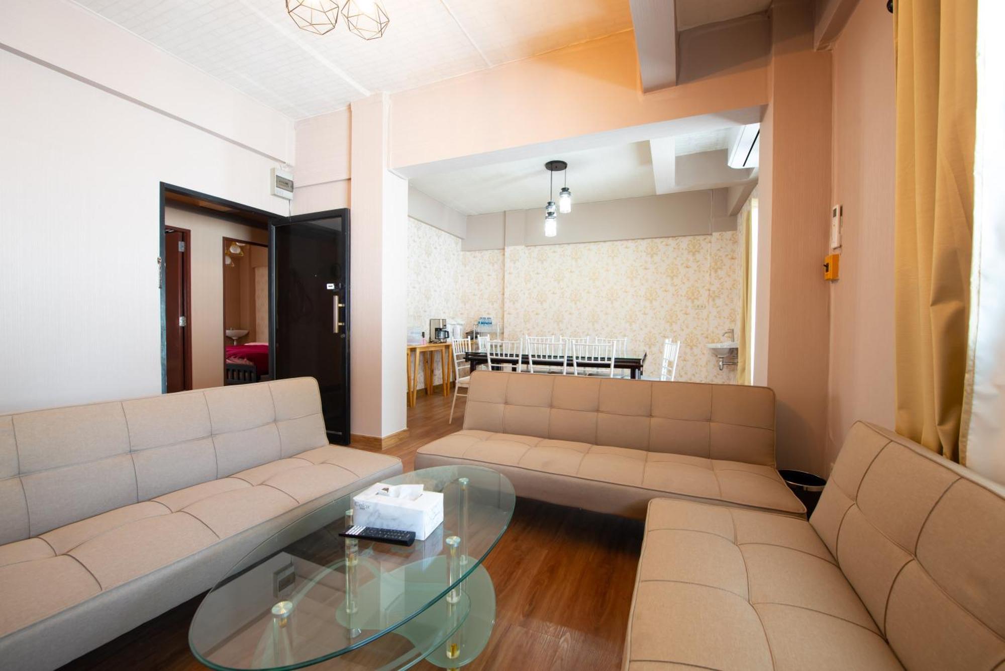 Bt Fifty Hotel Bangkok Eksteriør billede